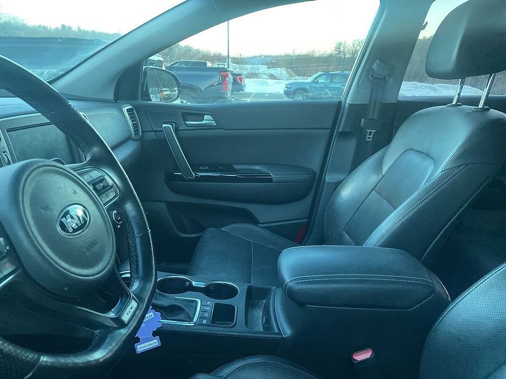 Used 2017 Kia Sportage SX image 7