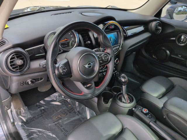 Used 2019 MINI Cooper S w/ Signature Upholstery Package image 16