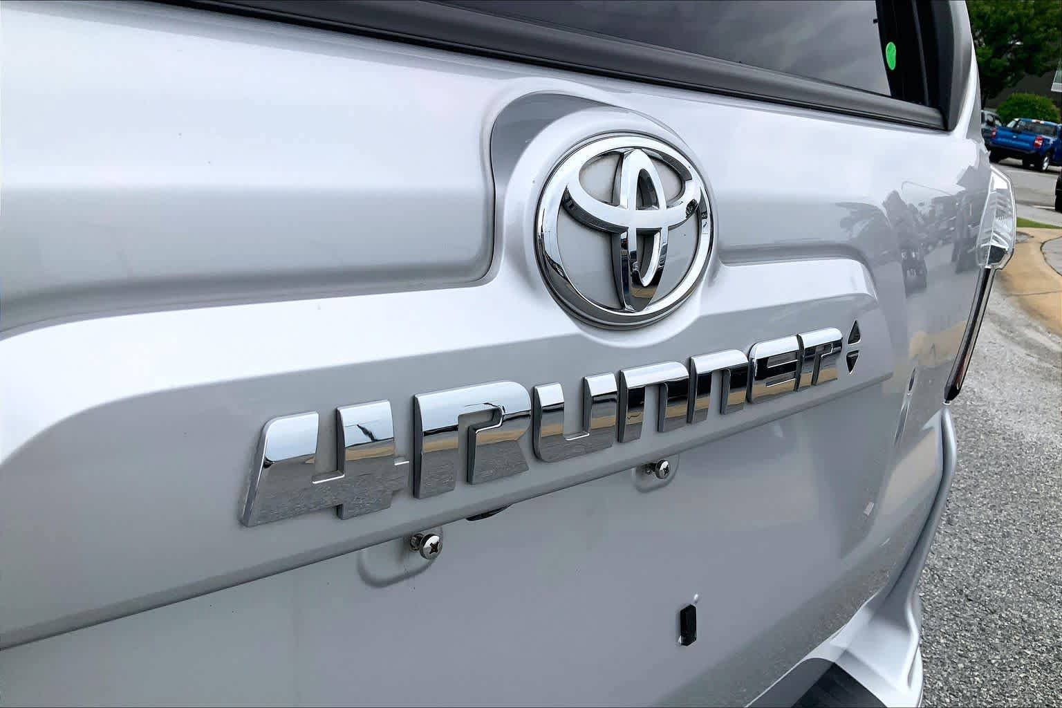 Used 2022 Toyota 4Runner TRD Sport w/ Technology Package AWD/4WD image 29