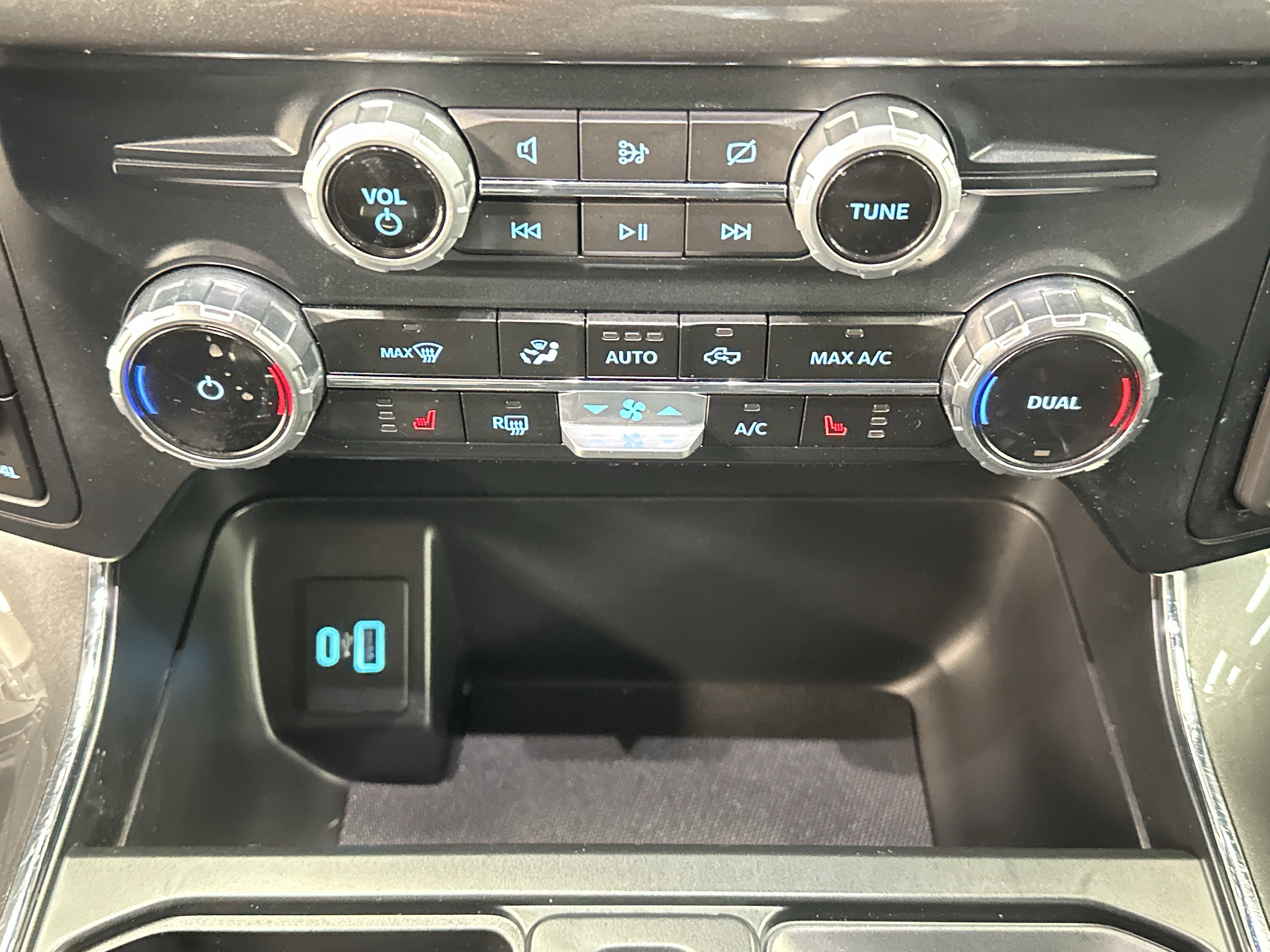 Certified 2023 Ford F150 XLT w/ Equipment Group 302A High image 34