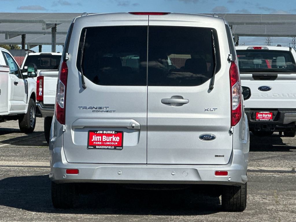 Certified 2017 Ford Transit Connect XLT image 4