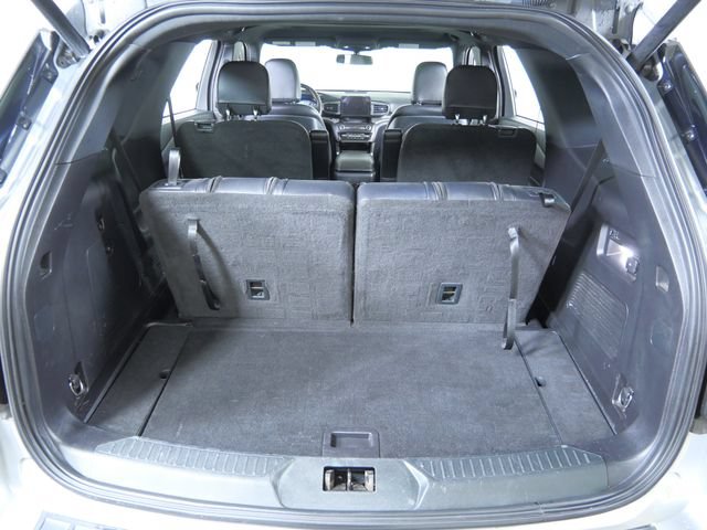 Certified 2020 Ford Explorer XLT w/ Equipment Group 202A AWD/4WD image 8