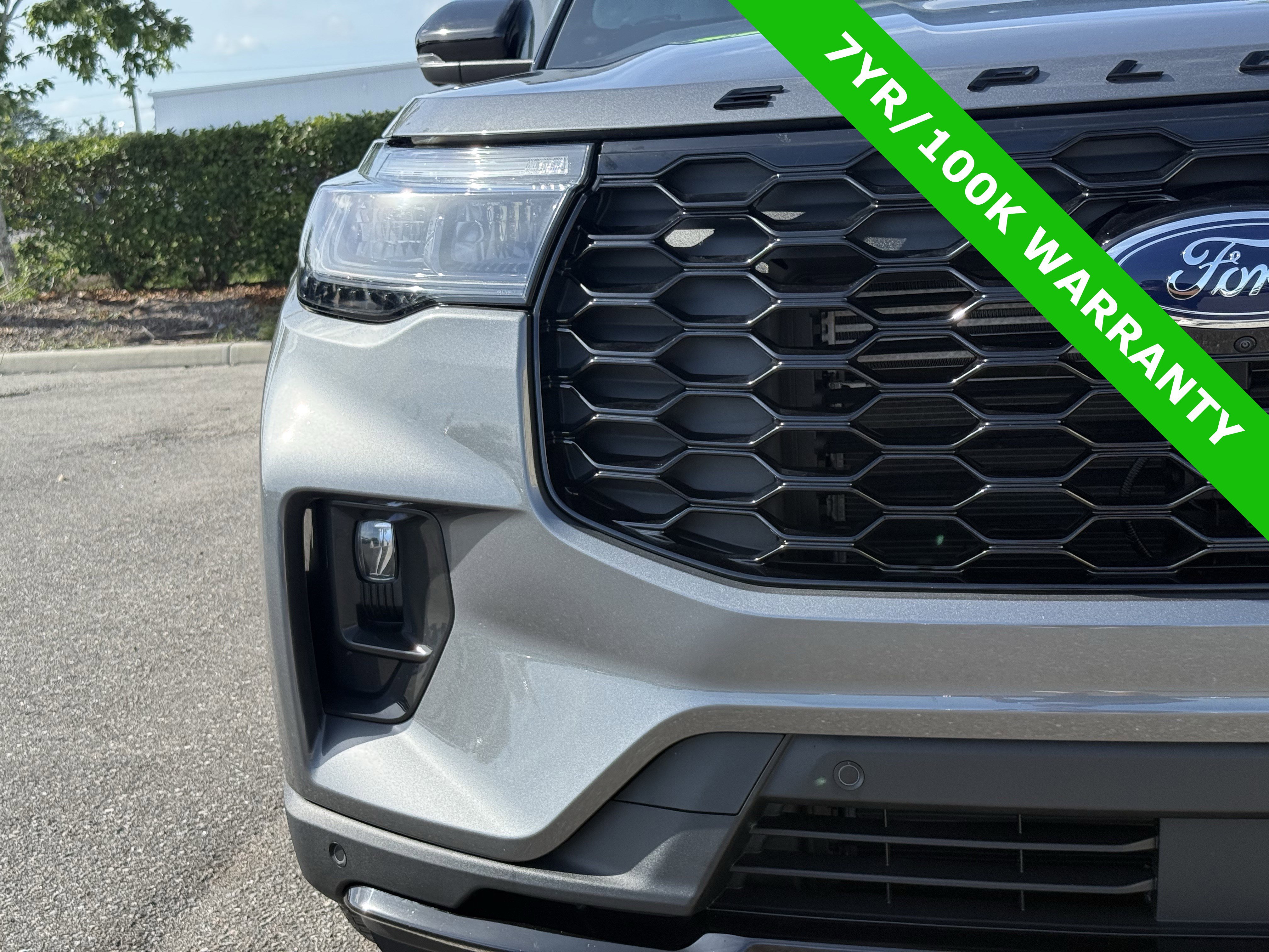 Certified 2025 Ford Explorer ST w/ Sun And Sound Package AWD/4WD image 9