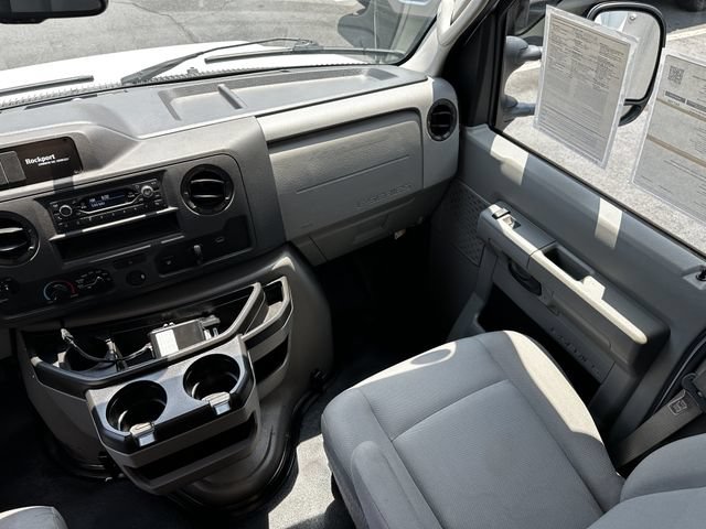 Certified 2024 Ford E-450 and Econoline 450 Super Duty w/ Power Windows & Locks Group RWD image 17