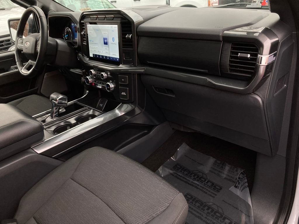 Certified 2022 Ford F150 XLT w/ Equipment Group 302A High image 30