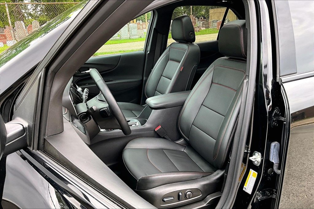 Used 2024 Chevrolet Equinox RS w/ RS Leather Package AWD/4WD image 24