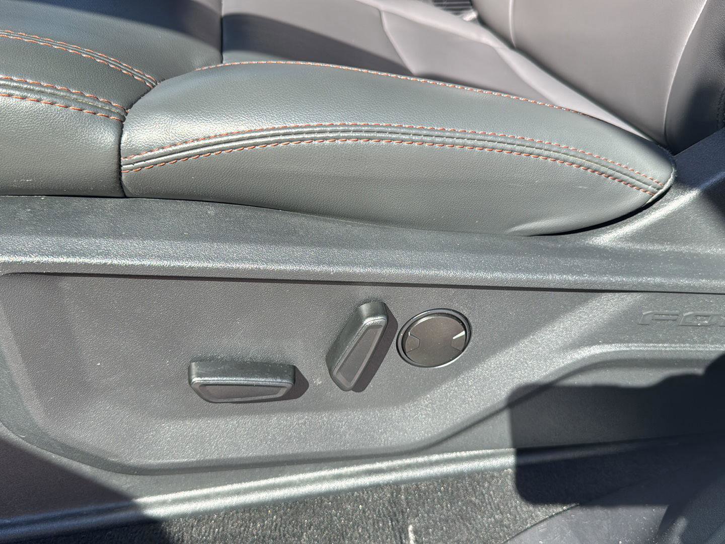 Certified 2025 Ford Expedition Active image 14