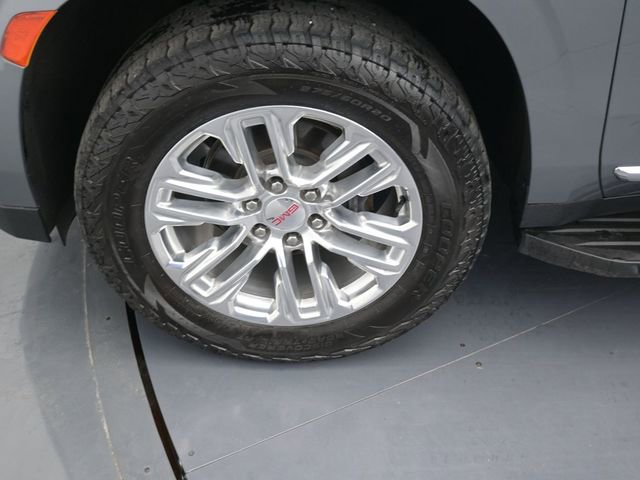 Used 2022 GMC Yukon SLT w/ SLT Luxury Package image 9