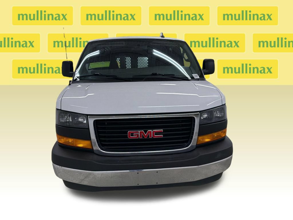 Used 2025 GMC Savana 2500 w/ Driver Convenience Package RWD image 15