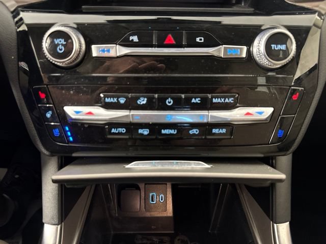 Certified 2021 Ford Explorer Limited AWD/4WD image 16