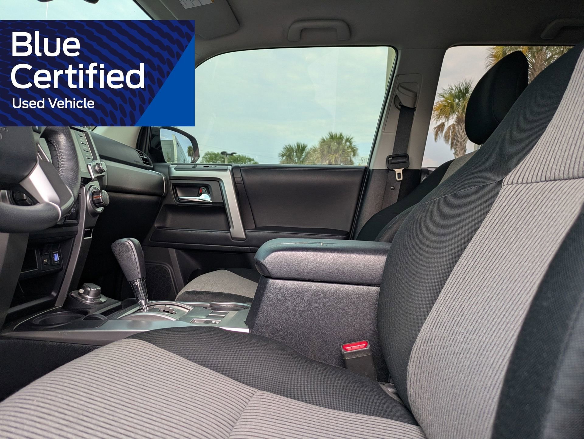 Used 2020 Toyota 4Runner SR5 AWD/4WD image 24