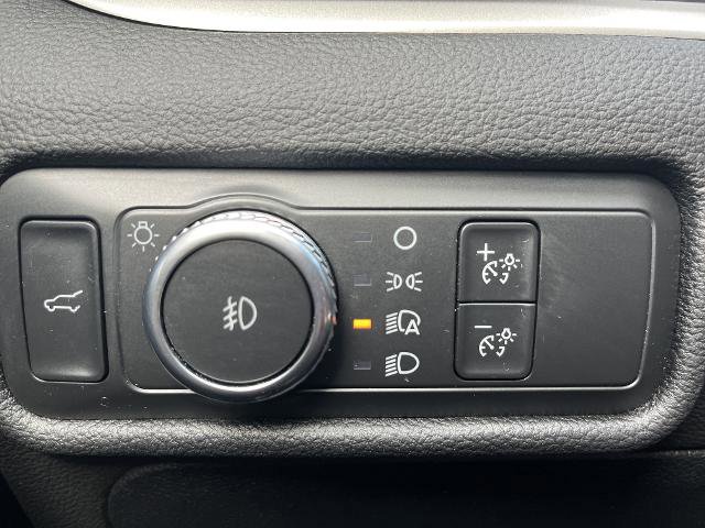 Certified 2021 Ford Explorer XLT w/ Equipment Group 202A image 20