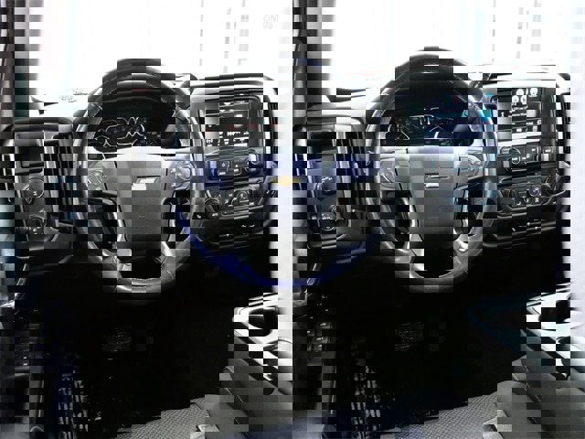 Used 2018 Chevrolet Silverado 1500 LT w/ All Star Edition image 4