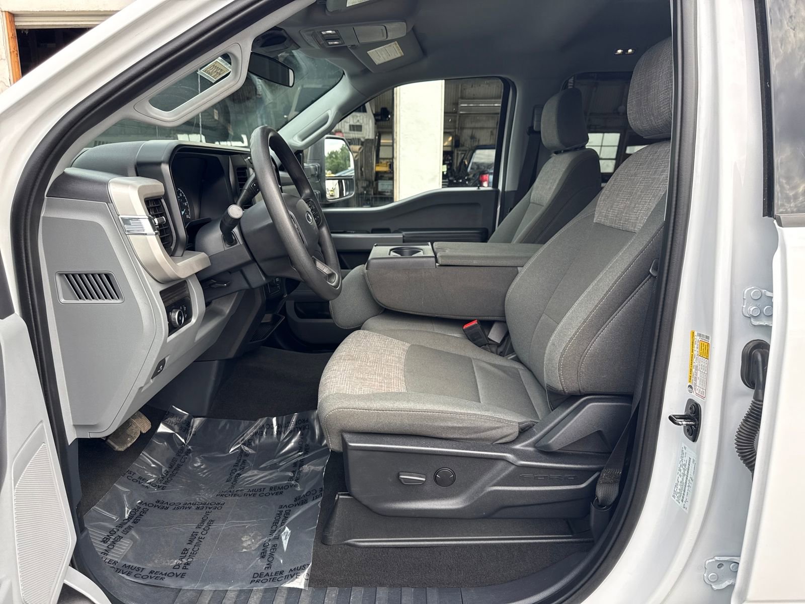 Certified 2024 Ford F250 XLT image 9