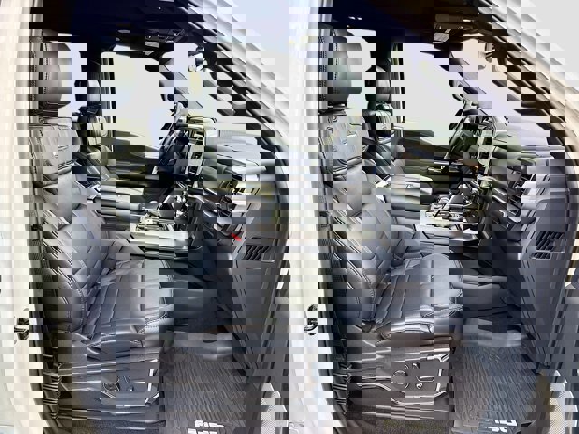 Certified 2024 Ford F150 Platinum w/ Equipment Group 702A High image 29