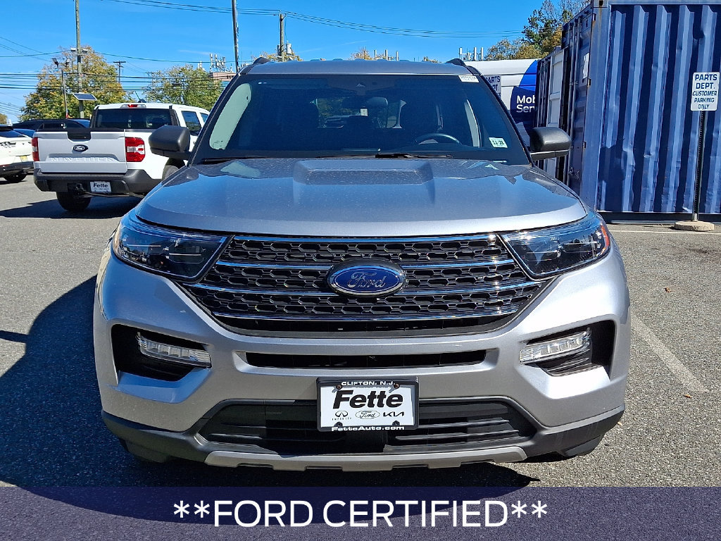 Certified 2023 Ford Explorer XLT w/ Equipment Group 202A AWD/4WD image 2