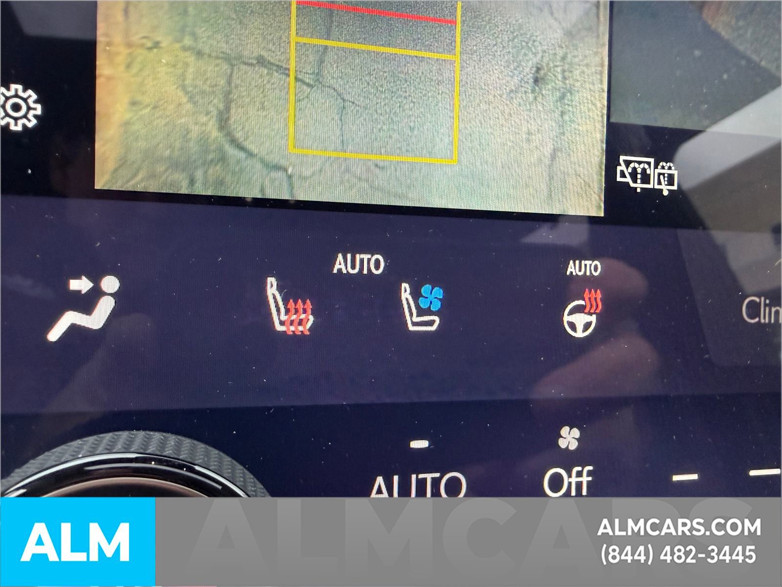 Used 2025 Lexus GX 550 550 Luxury w/ Accessory Package (2T) image 17