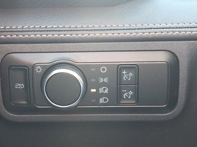 Certified 2025 Ford Mustang Premium image 21