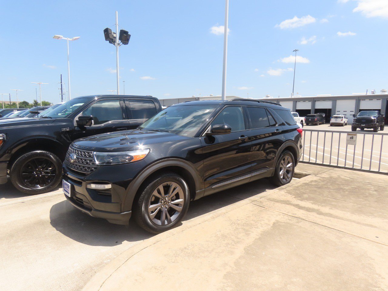 Certified 2023 Ford Explorer XLT w/ Equipment Group 202A RWD image 2