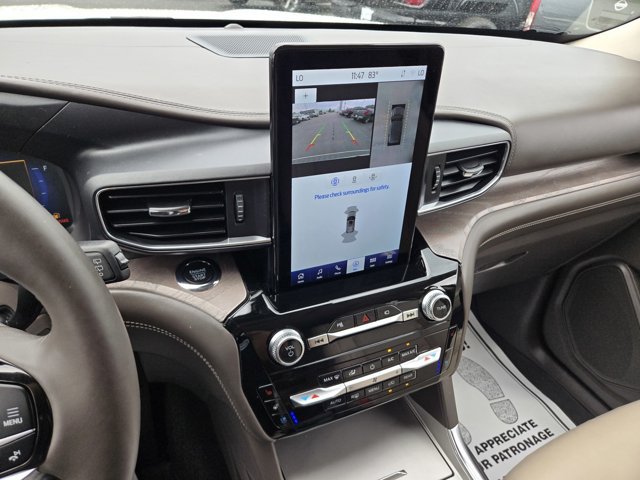 Certified 2023 Ford Explorer Platinum w/ Technology Package AWD/4WD image 11