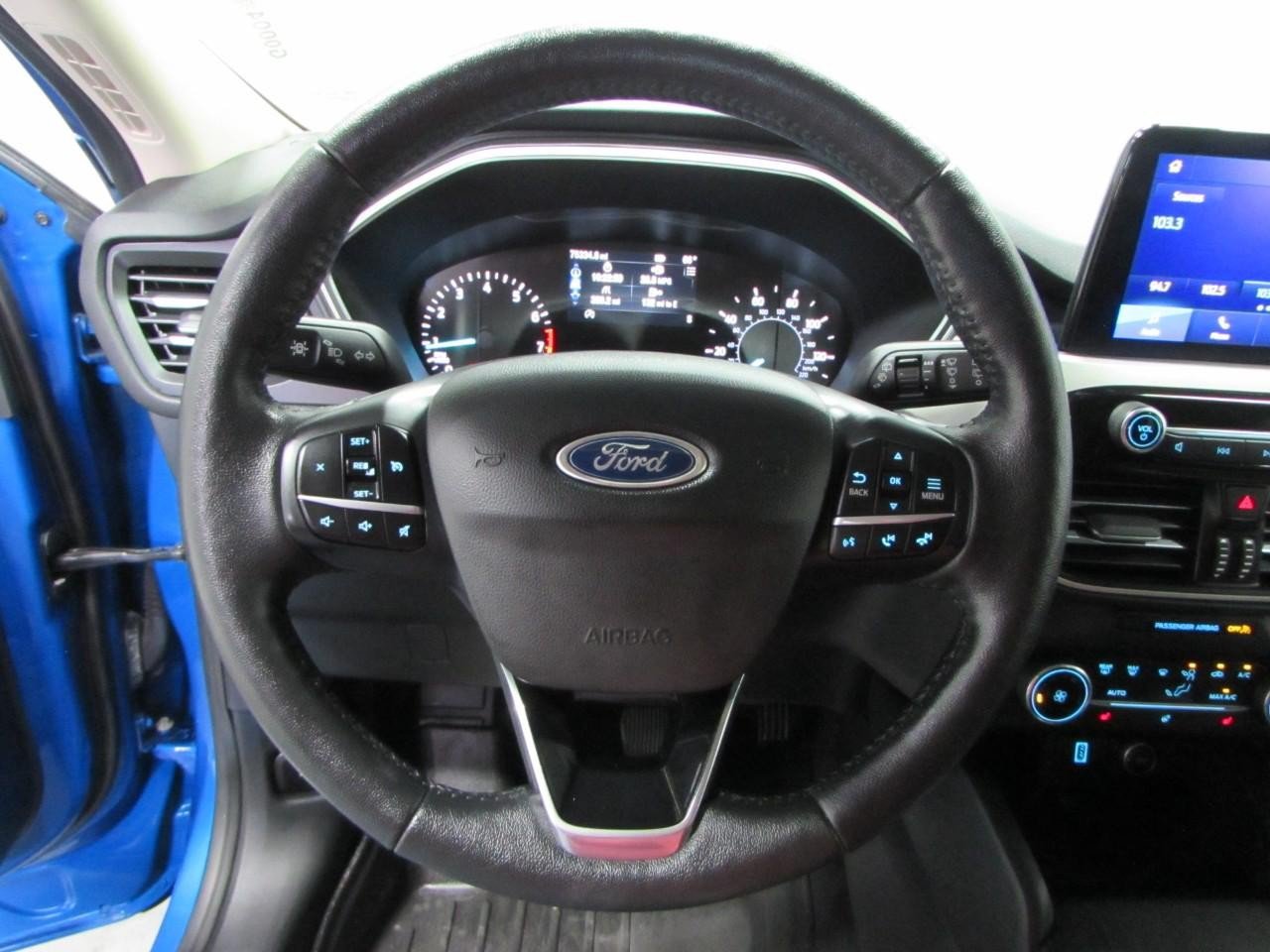 Certified 2020 Ford Escape SEL FWD image 24