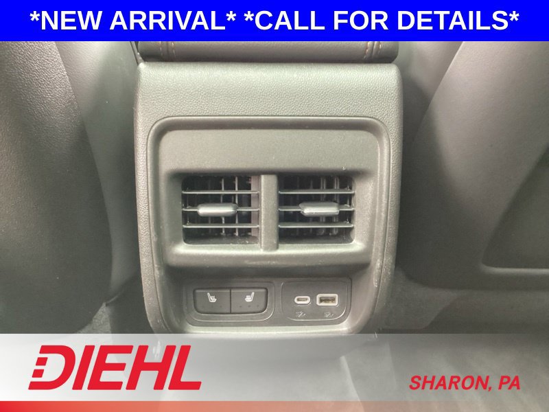 Used 2022 Cadillac XT4 Sport AWD/4WD image 21