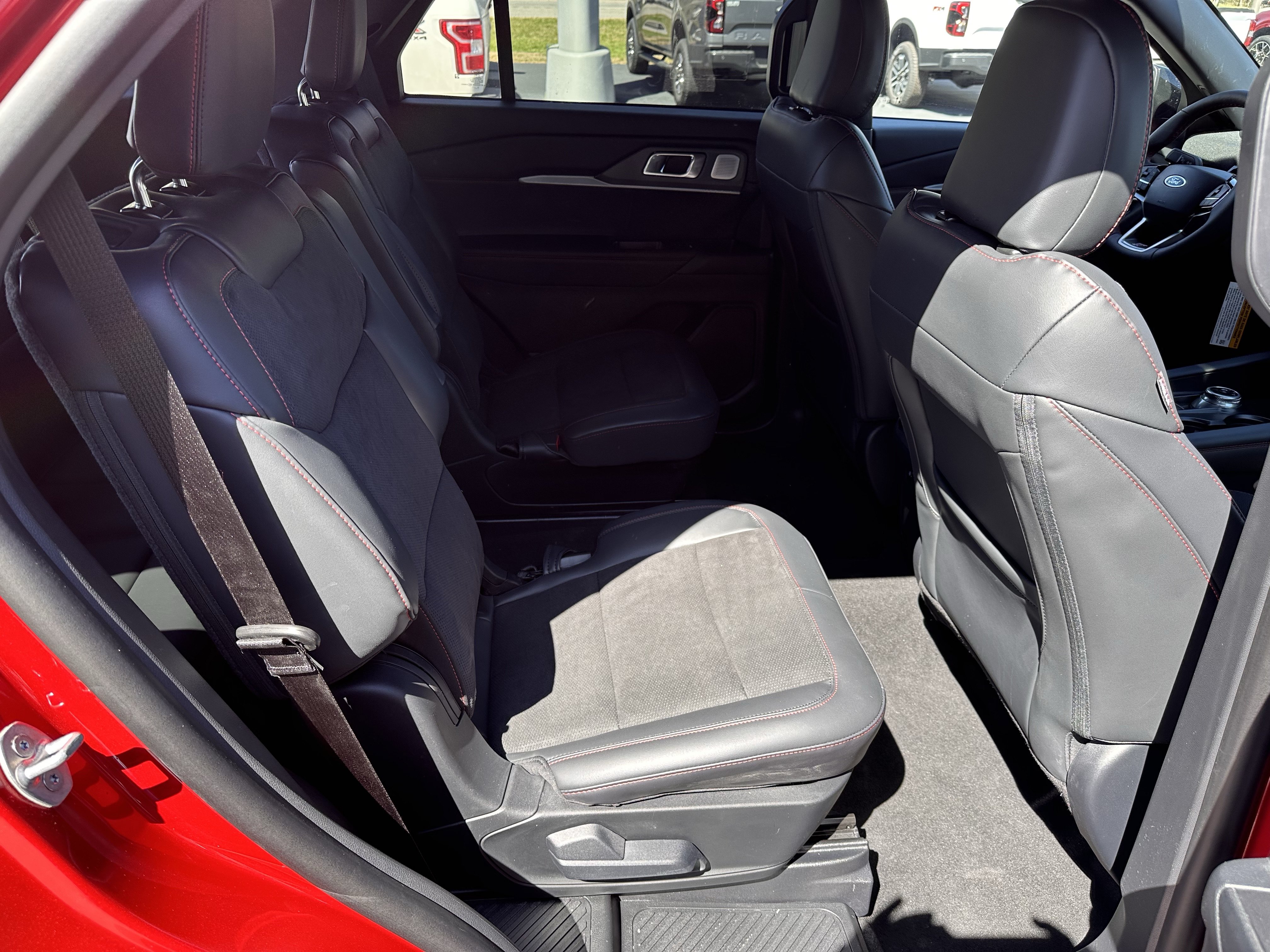 Certified 2026 Ford Explorer ST w/ Sun And Sound Package AWD/4WD image 15