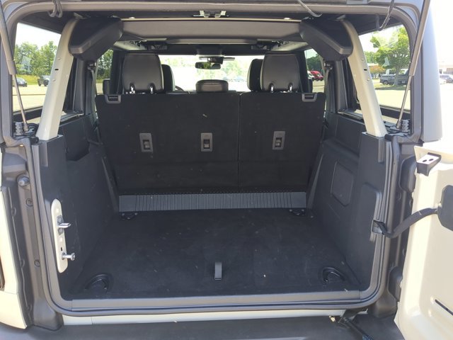 Certified 2025 Ford Bronco Outer Banks w/ Sasquatch Package AWD/4WD image 34