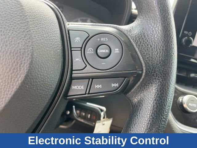 Used 2023 Toyota Corolla LE FWD image 35