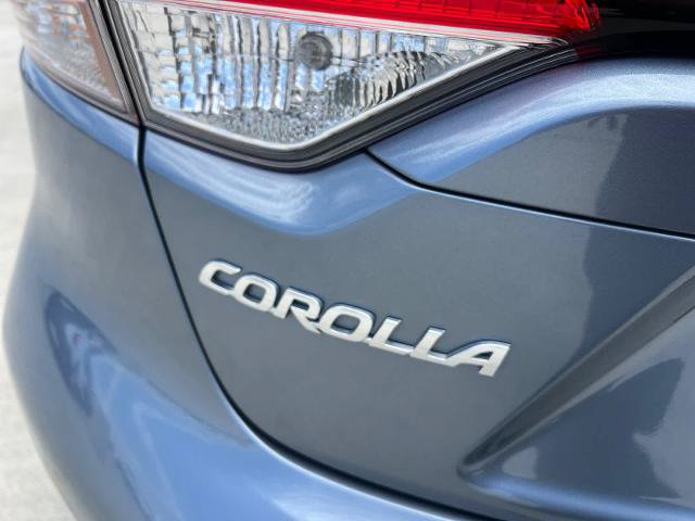 Used 2023 Toyota Corolla LE w/ Carpet Mat Package (TMS) FWD image 20