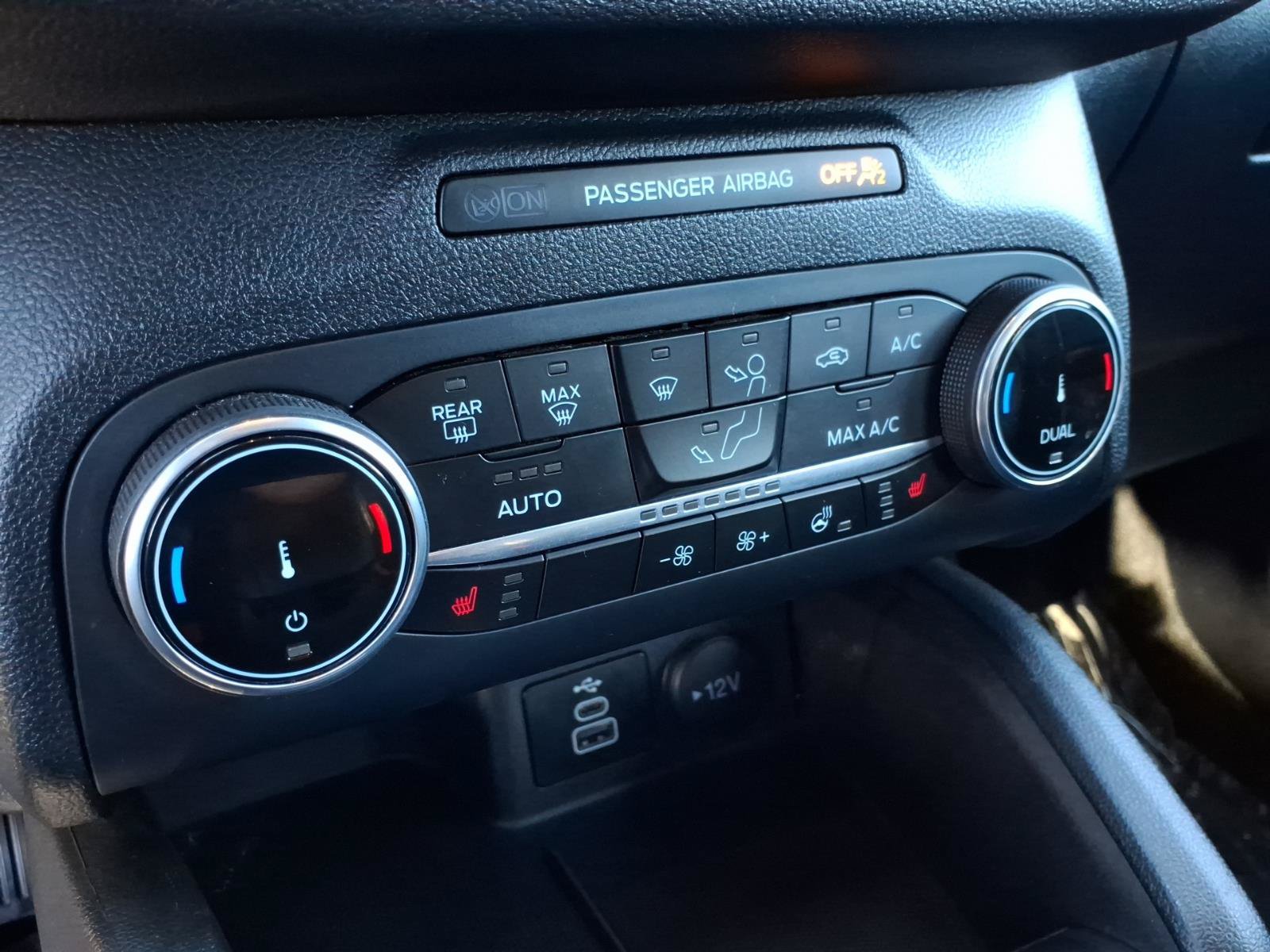 Certified 2025 Ford Escape ST-Line Select AWD/4WD image 22