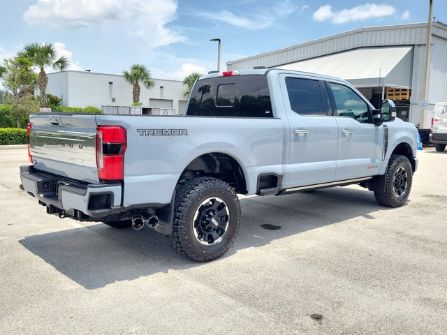 Certified 2025 Ford F350 Platinum w/ Platinum Plus Package AWD/4WD image 7