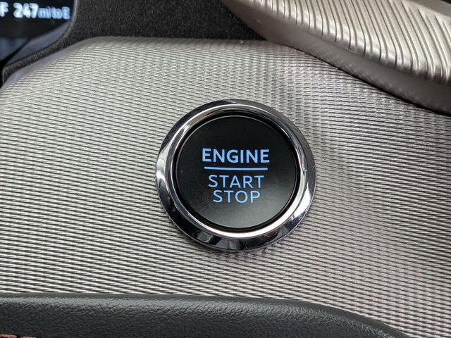 Certified 2025 Ford Explorer Active w/ Active Comfort Package image 27