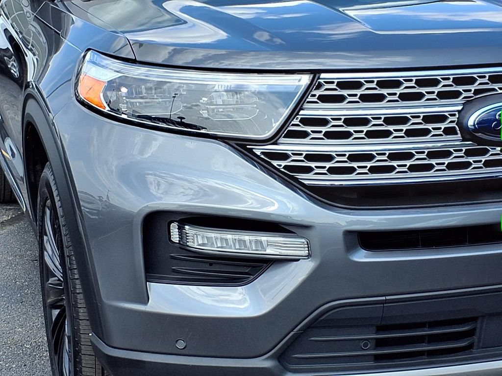 Certified 2023 Ford Explorer Limited w/ Limited Technology Package AWD/4WD image 34