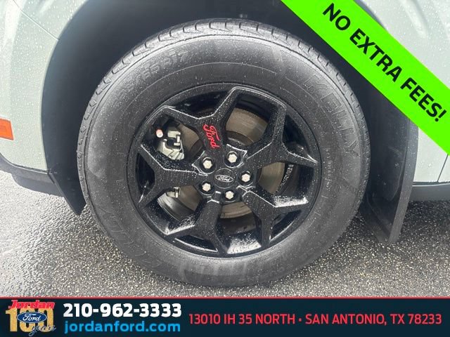 Certified 2022 Ford Maverick Lariat w/ Lariat Luxury Package AWD/4WD image 4
