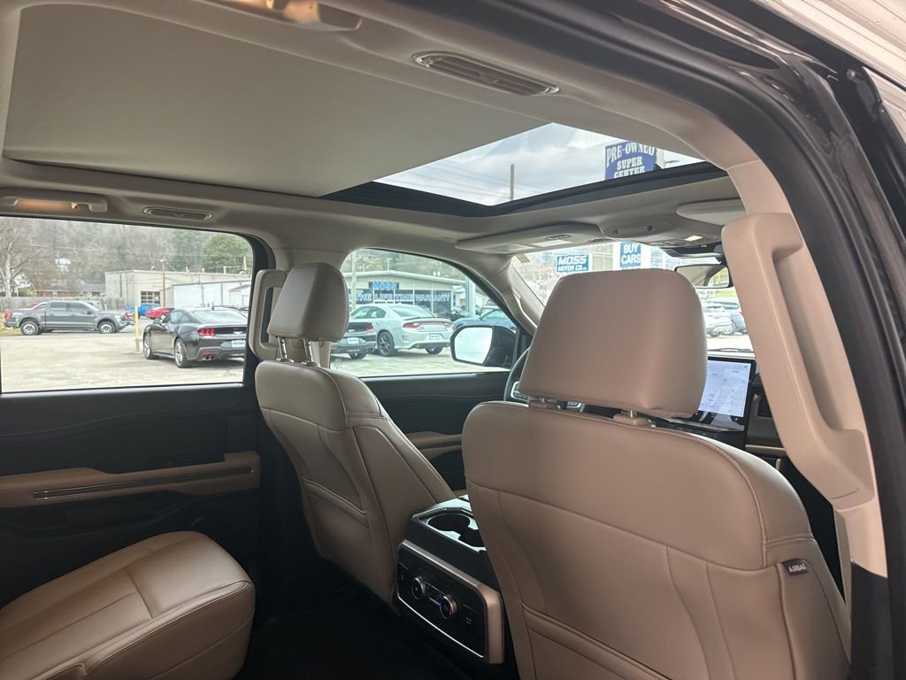 Certified 2024 Ford Expedition Max XLT image 24