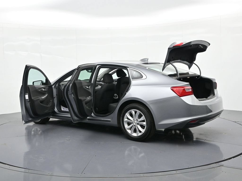 Used 2024 Chevrolet Malibu LT FWD image 32