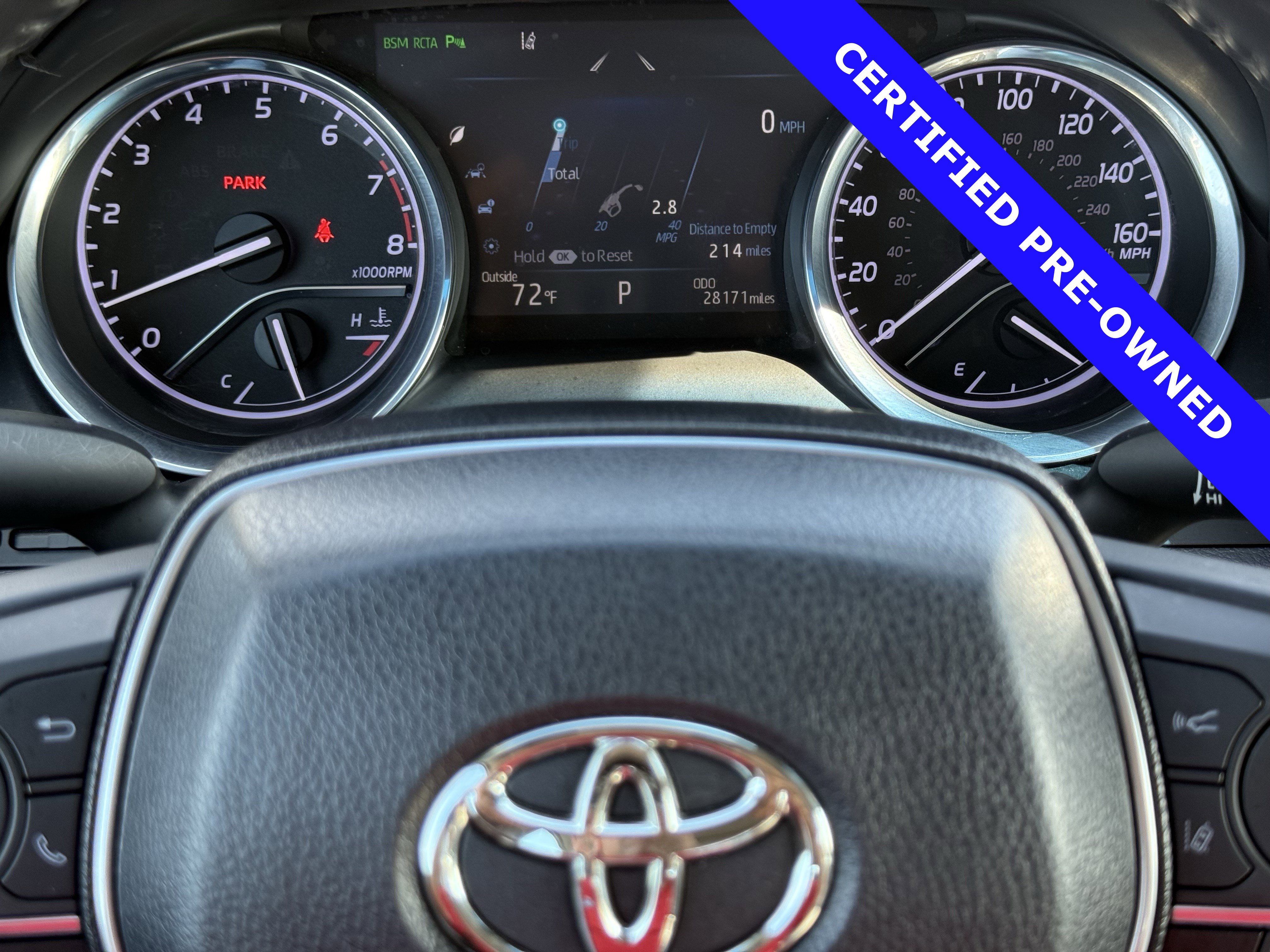 Used 2018 Toyota Camry XLE image 25