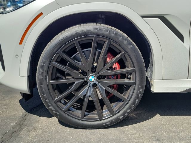 Used 2022 BMW X6 xDrive40i w/ Executive Package image 30