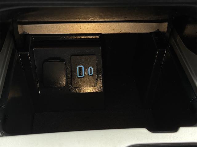 Certified 2023 Ford Explorer XLT image 27