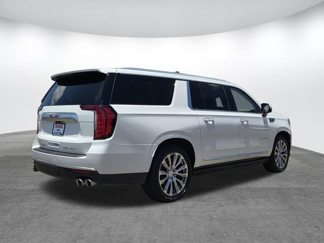 Used 2021 GMC Yukon XL Denali w/ Denali Ultimate Package AWD/4WD image 4