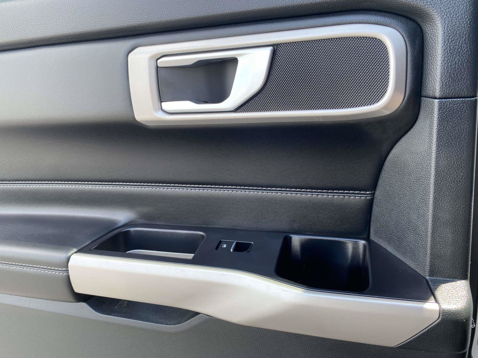 Certified 2023 Ford Explorer XLT RWD image 15