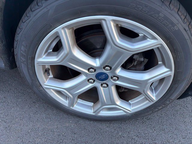 Certified 2019 Ford Escape Titanium AWD/4WD image 31