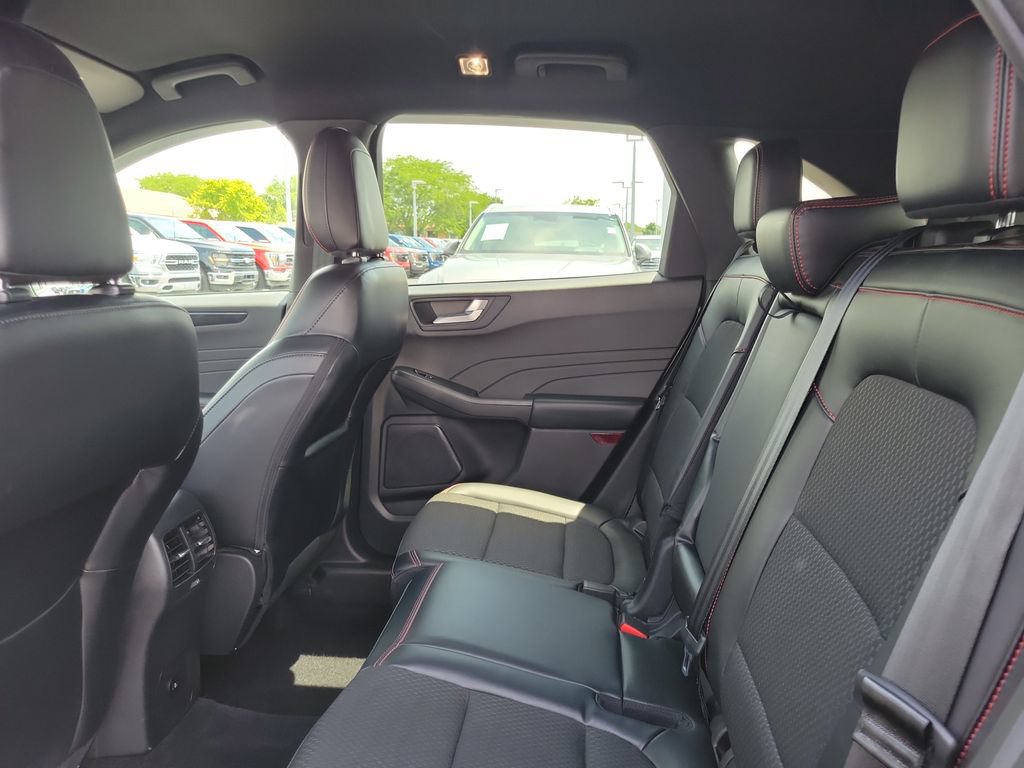 Certified 2023 Ford Escape ST-Line w/ Tech Pack #1 FWD image 14
