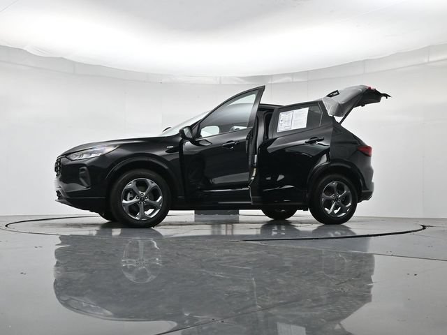 Certified 2024 Ford Escape ST-Line w/ Tech Pack #1 AWD/4WD image 57