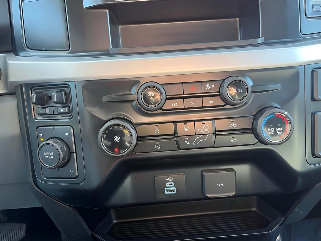 Certified 2025 Ford F350 XLT image 22