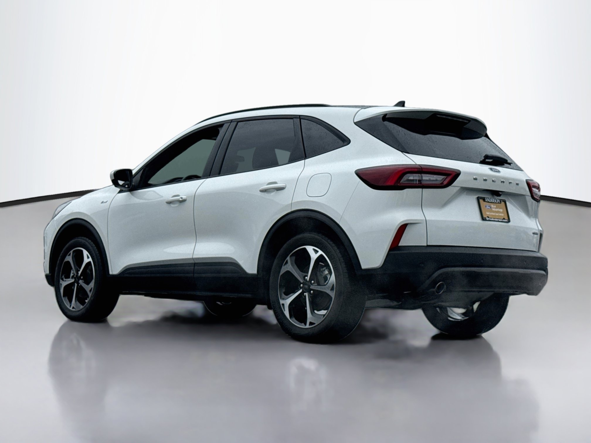 Certified 2025 Ford Escape ST-Line Select w/ Tech Pack #2 AWD/4WD image 5
