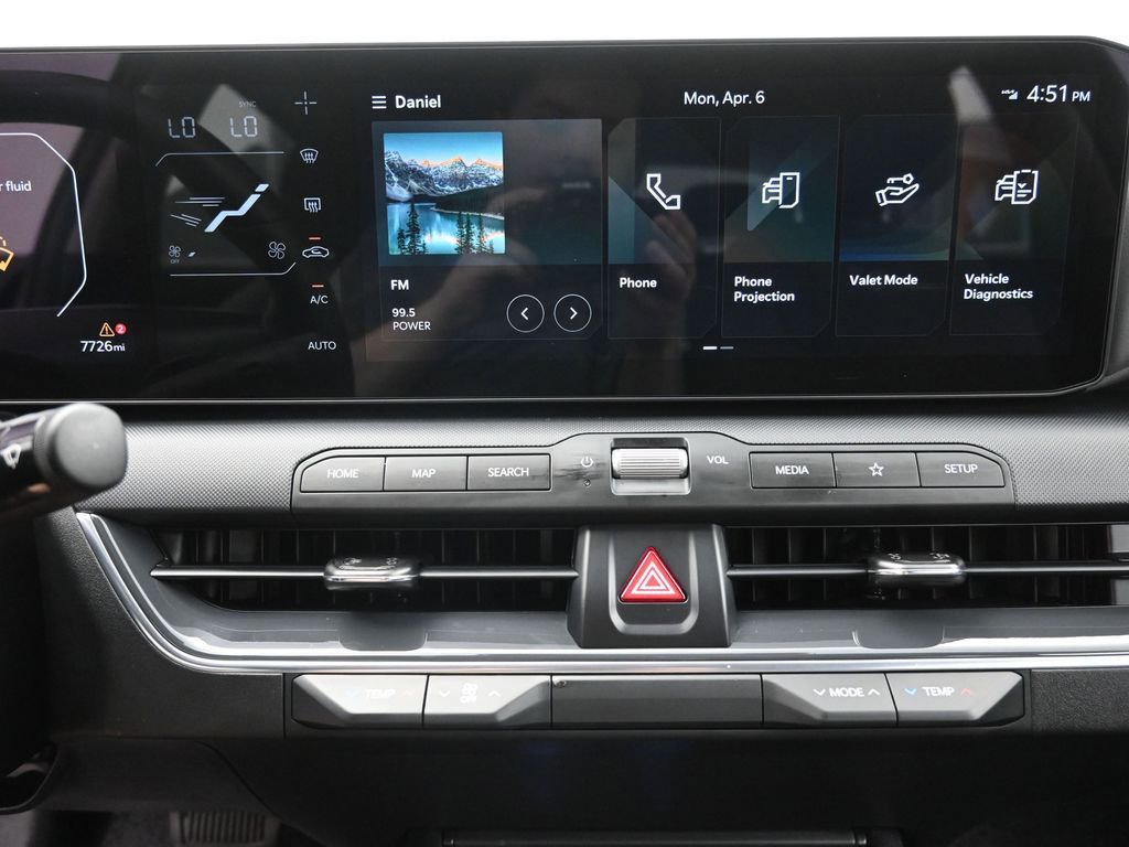 Used 2025 Kia K4 EX image 9