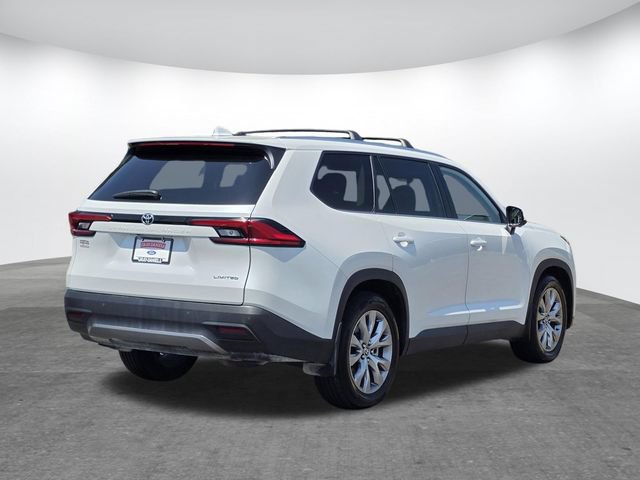 Used 2024 Toyota Grand Highlander FWD image 4