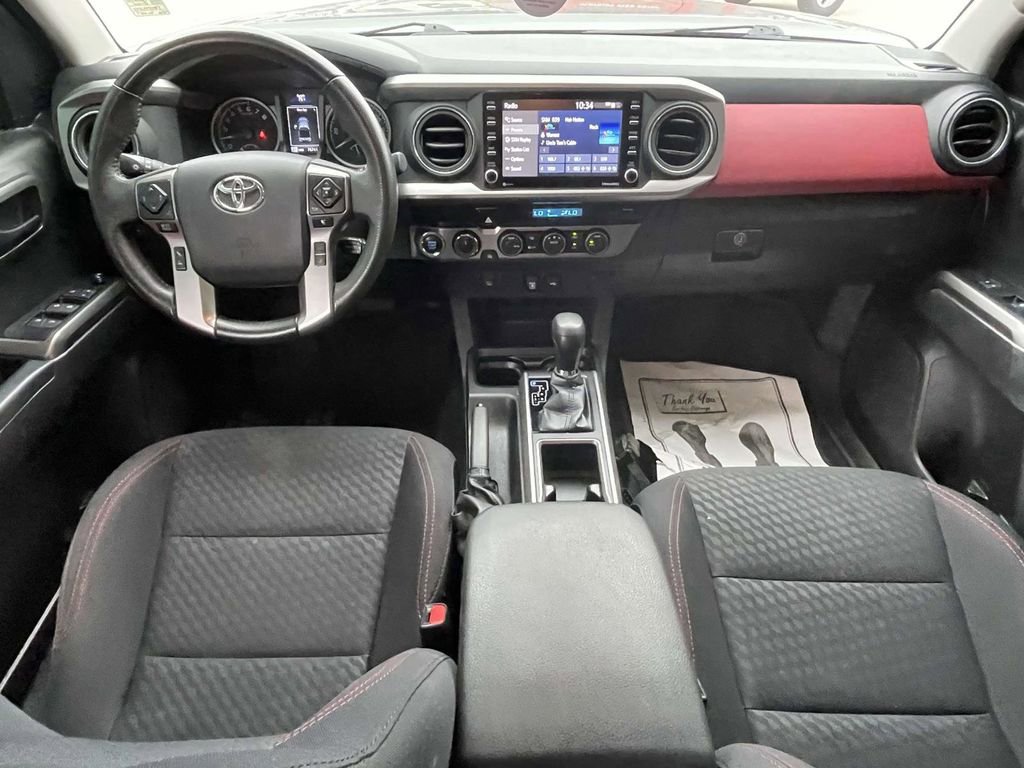 Used 2023 Toyota Tacoma SR5 AWD/4WD image 11
